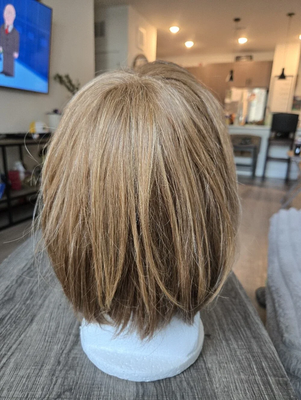 Tony Of Beverly Honey Blonde Lace Front Short Bob Wig